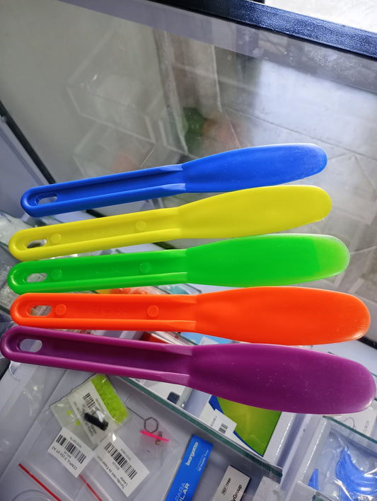 Espatula de plástico p/alginato